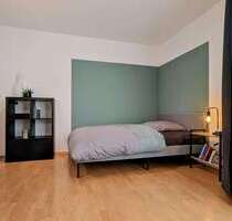 WG-Zimmer in München 925,00 € 16 m²