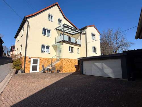 Foto - Haus zum Kaufen in Lichtenfels Buch am Forst 319.000,00 € 289 m²