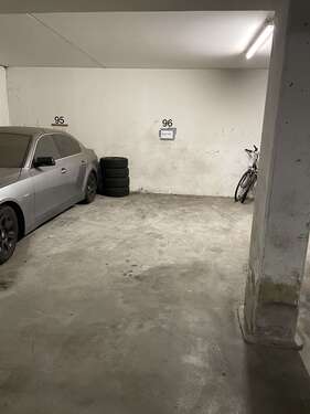 Foto - Garage zu vermieten in Regensburg 100,00 €