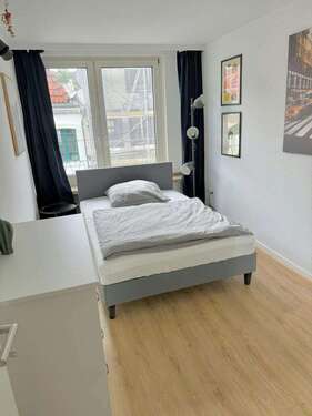 Foto - WG-Zimmer in Düsseldorf 799,00 € 20 m²