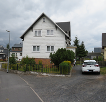 Haus zum Kaufen in Neuhaus a.R. 65.000,00 € 220 m²