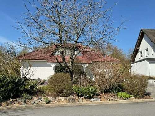 Foto - Haus zum Kaufen in Einbeck 439.000,00 € 220 m²