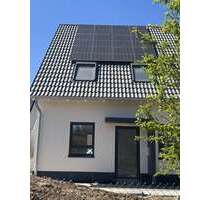 Haus zum Mieten in Halle (Saale) 1.390,00 € 115 m²