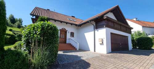 Foto - Haus zum Kaufen in Buch am Erlbach 890.000,00 € 200 m²
