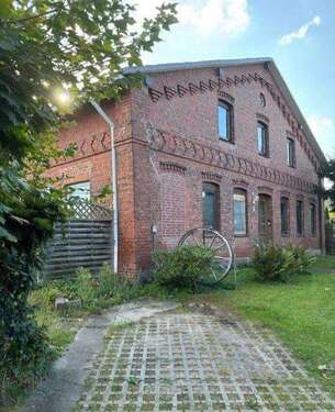 Foto - Haus zum Kaufen in Winsen 389.000,00 € 320 m²