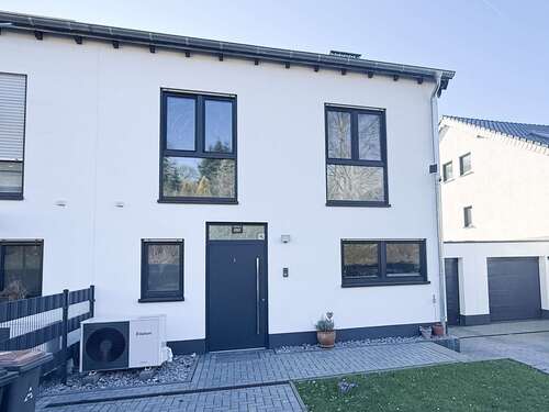 Foto - Haus zum Kaufen in Eitorf 569.000,00 € 198 m²