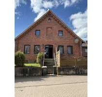 Haus zum Kaufen in Hameln 120.000,00 € 201.31 m²