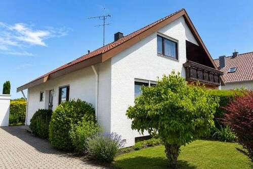 Foto - Haus zum Kaufen in Riederich 558.000,00 € 190 m²