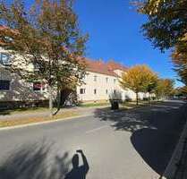 Wohnung zum Mieten in Zeitz 370,00 € 58.27 m²