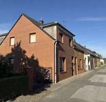 Haus zum Kaufen in Krefeld 89.500,00 € 101.9 m²