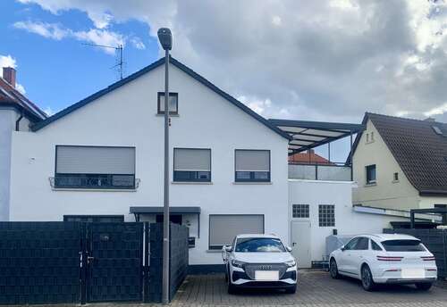 Foto - Haus zum Kaufen in Bürstadt 699.000,00 € 394 m²
