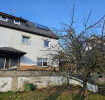 Haus zum Kaufen in Sonnefeld 125.000,00 € 120 m²