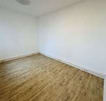 Büro in Freital 350,00 € 44 m² - 350,00&nbsp;EUR Kaltmiete, ca.&nbsp; 44,00&nbsp;m&sup2; in Freital (PLZ: 01705)