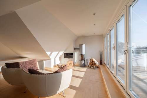 Foto - Wohnung zum Kaufen in Düsseldorf-Zoo 1.398.000,00 € 196 m²