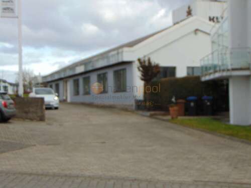 Foto - Halle in Lieg 800,00 € 320 m² - 800,00&nbsp;EUR Kaltmiete, ca.&nbsp; 320,00&nbsp;m&sup2;