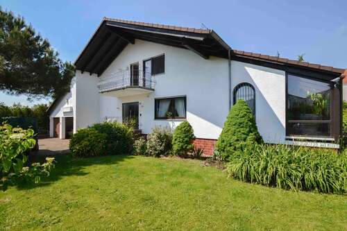Foto - Haus zum Kaufen in Egelsbach 949.000,00 € 269.3 m²