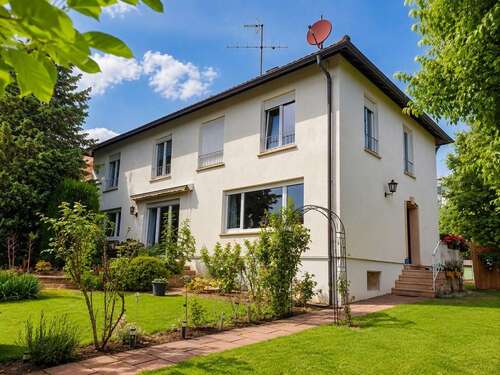 Foto - Haus zum Kaufen in Waiblingen 845.000,00 € 190 m²