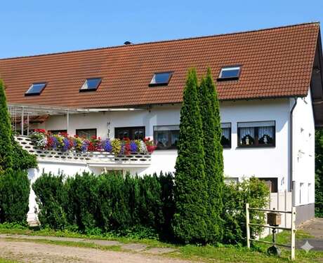 Foto - Haus zum Kaufen in Hösbach 645.000,00 € 530 m²