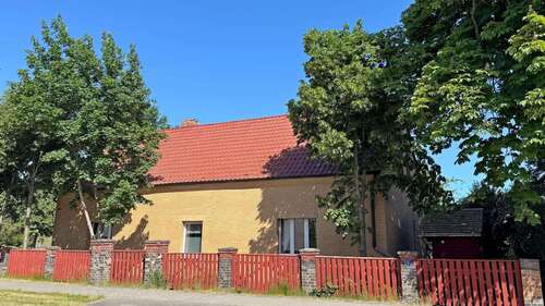 Foto - Haus zum Kaufen in Tauer 78.000,00 € 180 m²