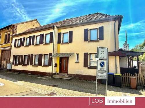 Foto - Haus zum Kaufen in Hochstätten 130.000,00 € 142.91 m²
