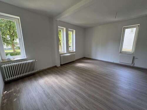 Foto - Wohnung zum Mieten in Wilhelmshaven 429,00 € 62.63 m²