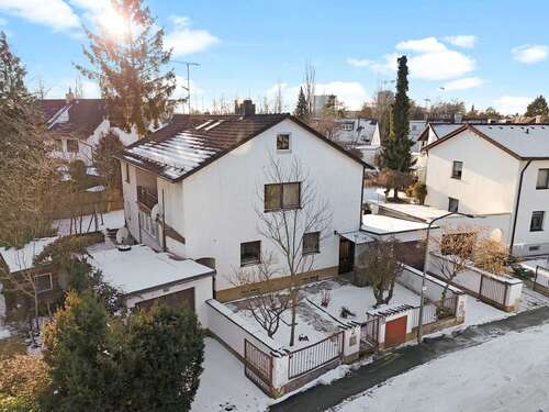 Foto - Haus zum Kaufen in München 990.000,00 € 210 m²