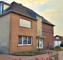 Haus zum Kaufen in Emmerich am Rhein 429.000,00 € 350 m²