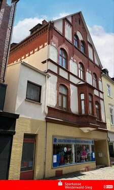 Foto - Haus zum Kaufen in Betzdorf 239.000,00 € 210.96 m²