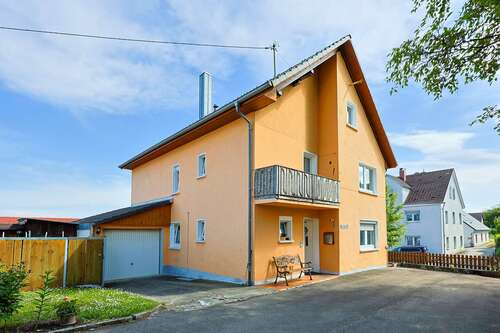 Foto - Haus zum Kaufen in Aulendorf 329.000,00 € 180 m²