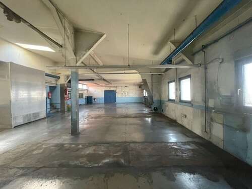 Foto - Spezialgewerbe in Stuttgart 2.300.000,00 € 1300 m²