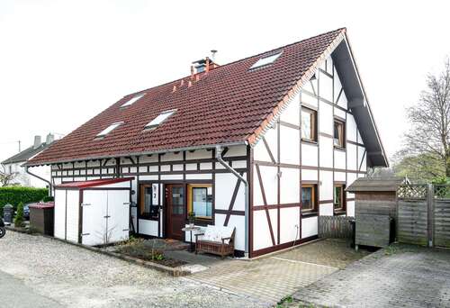 Foto - Haus zum Kaufen in Neunkirchen-Seelscheid 329.000,00 € 100.76 m²