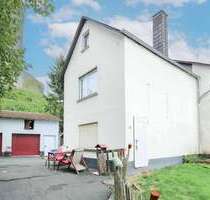 Haus zum Kaufen in Greifenstein 139.000,00 € 191 m²