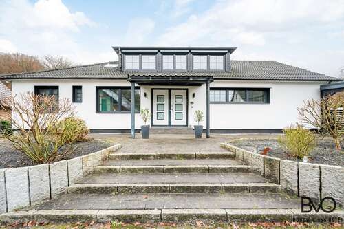 Foto - Haus zum Kaufen in Hamburg Hausbruch 950.000,00 € 292 m²