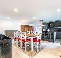 Haus zum Kaufen in Hamburg Hausbruch 950.000,00 € 292 m² - Hamburg / Hausbruch