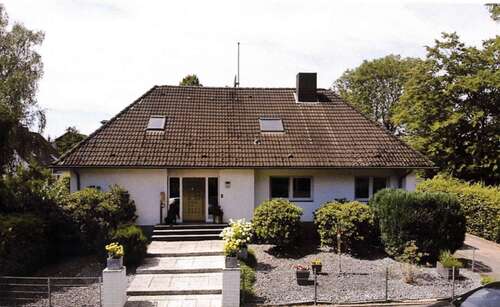 Foto - Haus zum Kaufen in Ratingen 940.000,00 € 297 m²