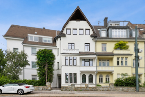 Foto - Wohnung zum Mieten in Düsseldorf-Oberkassel 4.150,00 € 152 m²