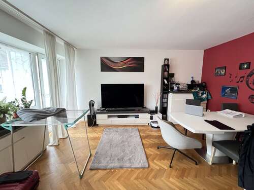 Foto - Wohnung zum Kaufen in Düsseldorf 189.000,00 € 69.99 m²