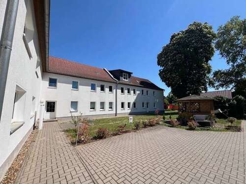 Foto - Wohnung zum Mieten in Schönebeck 552,00 € 89.03 m²