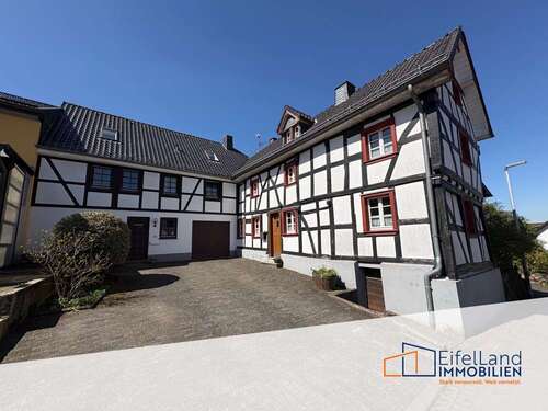 Foto - Haus zum Kaufen in Nettersheim Marmagen 389.000,00 € 215.04 m²