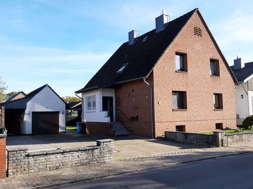 Foto - Haus zum Kaufen in Gifhorn-Gamsen 389.000,00 € 143 m²