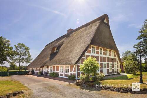 Foto - Haus zum Kaufen in Engelschoff Am Deich 1.390.000,00 € 496 m²