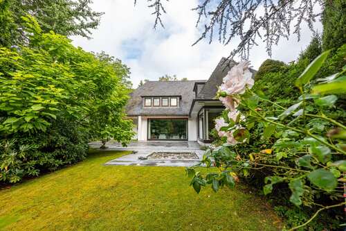 Foto - Haus zum Kaufen in Hamburg Poppenbüttel 3.300.000,00 € 420 m²