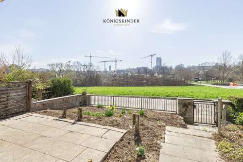 Foto - Haus zum Kaufen in Stuttgart 449.000,00 € 163.38 m²