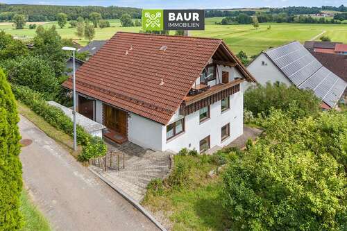 Foto - Haus zum Kaufen in Mengen 265.000,00 € 193 m²
