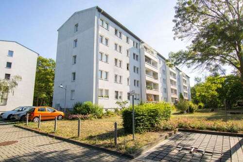 Foto - Wohnung zum Mieten in Halle (Saale) 331,00 € 47.15 m²