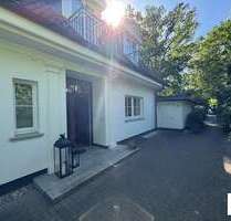 Haus zum Kaufen in Hamburg Nienstedten 2.350.000,00 € 183 m²