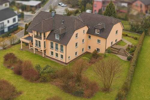 Foto - Haus zum Kaufen in Neustadt an der Aisch 935.000,00 € 352.89 m²