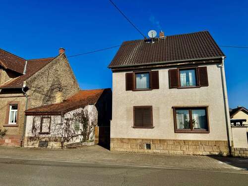 Foto - Haus zum Kaufen in Undenheim 390.000,00 € 152 m²