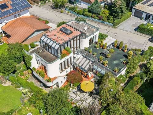 Foto - Haus zum Kaufen in Burghausen 550.000,00 € 328 m²