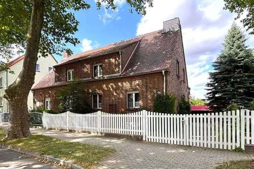 Foto - Haus zum Kaufen in Bitterfeld-Wolfen 130.000,00 € 123.16 m²